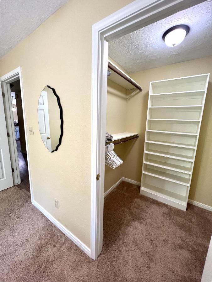 2 Bdrm Treehouse Hideout- Lake Conroe With Boat Ramp Монтгомъри Екстериор снимка
