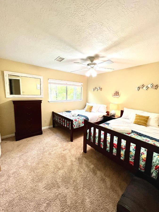 2 Bdrm Treehouse Hideout- Lake Conroe With Boat Ramp Монтгомъри Екстериор снимка